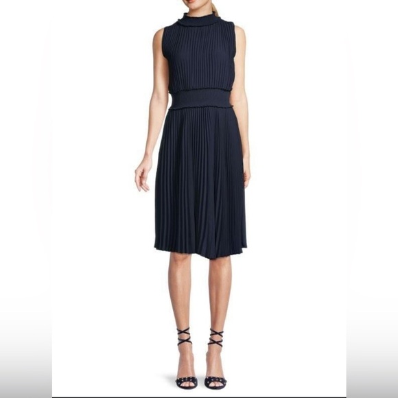 Nanette Lepore Navy Accordion Pleat Smocked Midi Dress Size 6 Office Work Party - Picture 1 of 12